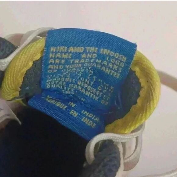 Nike Kids Multicolor Sneakers - Picture 11 of 13